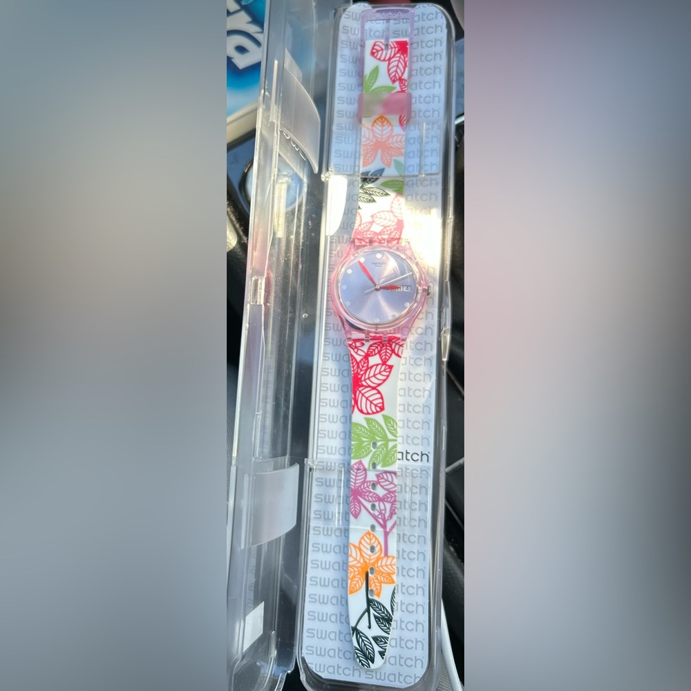 Swatch Summer Leaves  Watch - Picture 6 of 6